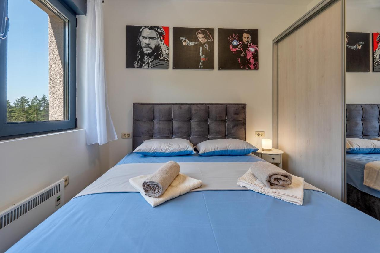 Vila Pekovic Green, Pine Trees View 2 Bedrooms Apartment Златибор Екстериор снимка