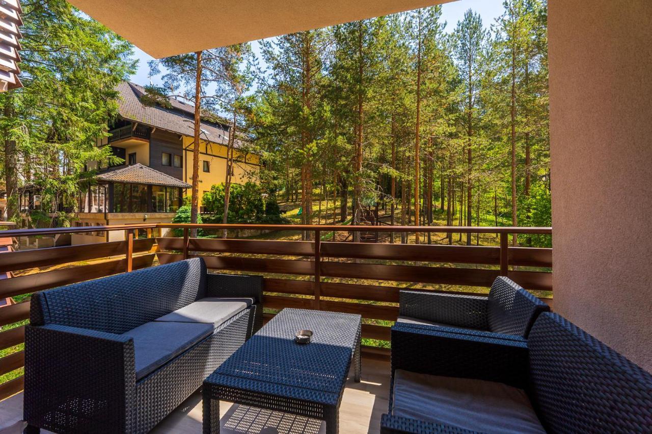Vila Pekovic Green, Pine Trees View 2 Bedrooms Apartment Златибор Екстериор снимка