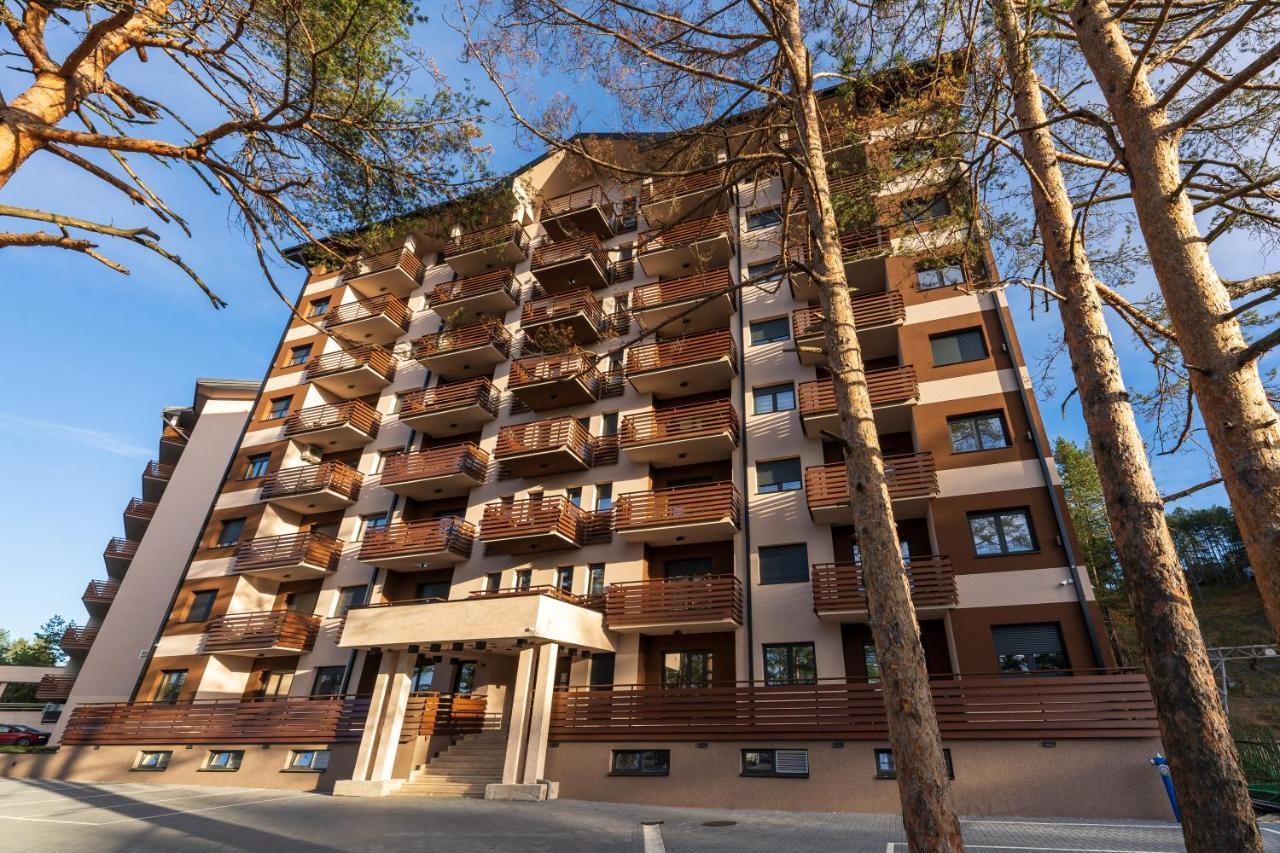 Vila Pekovic Green, Pine Trees View 2 Bedrooms Apartment Златибор Екстериор снимка